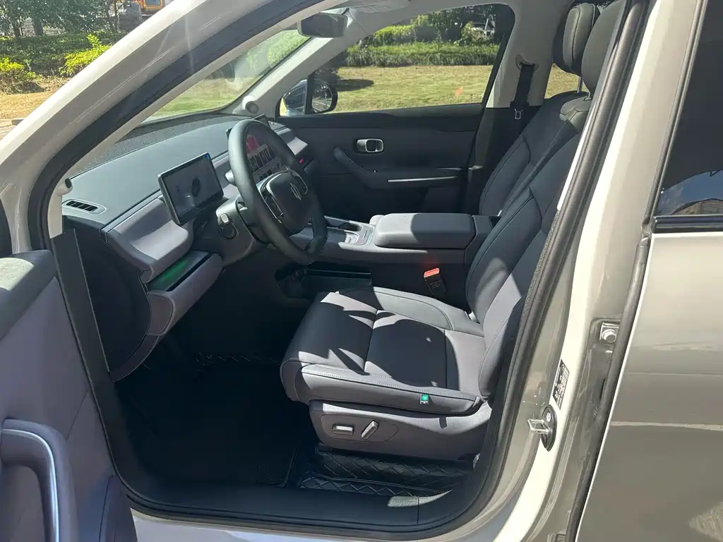 Leapmotor Leapmotor C10 — миниатюра 7