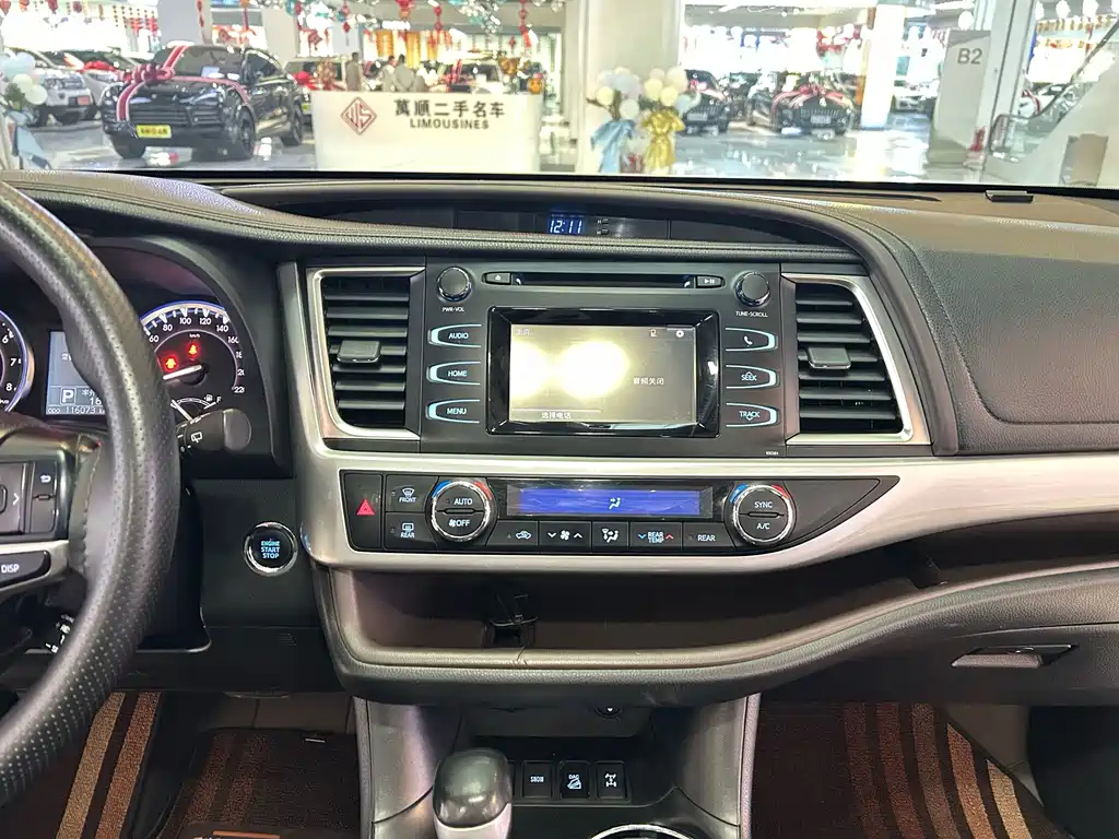 Toyota Highlander — миниатюра 12