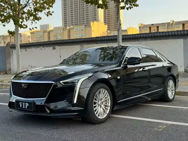 CADILLAC CT6