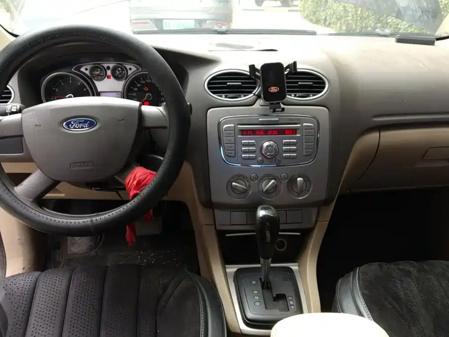 Ford Focus — миниатюра 12
