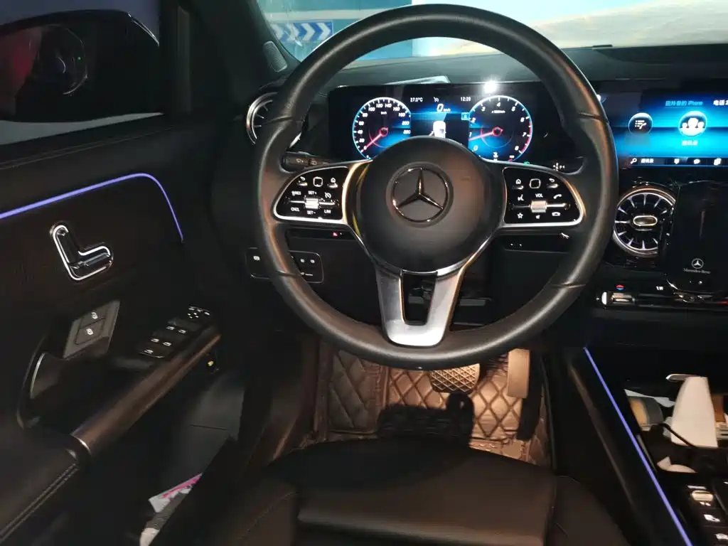 Mercedes-Benz GLA — миниатюра 6