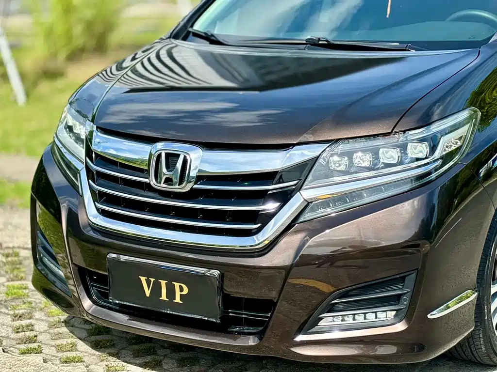 Honda Elysion 2016 2.4L Luxury