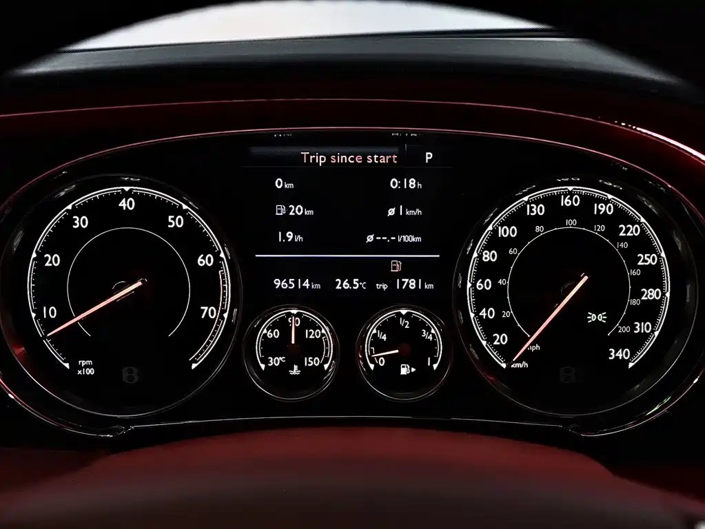 Bentley Flying Spur — миниатюра 9