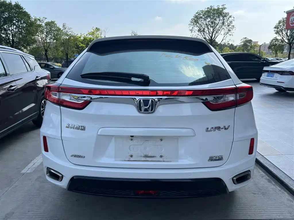 Honda UR-V — миниатюра 8