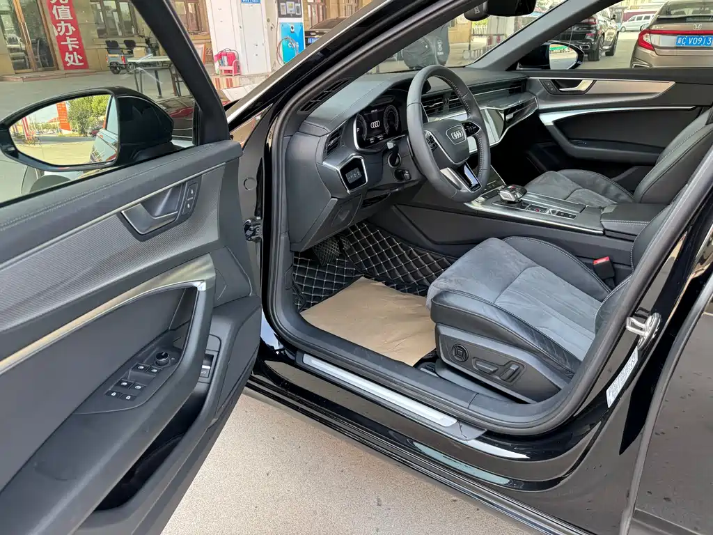 Audi A6L — миниатюра 4