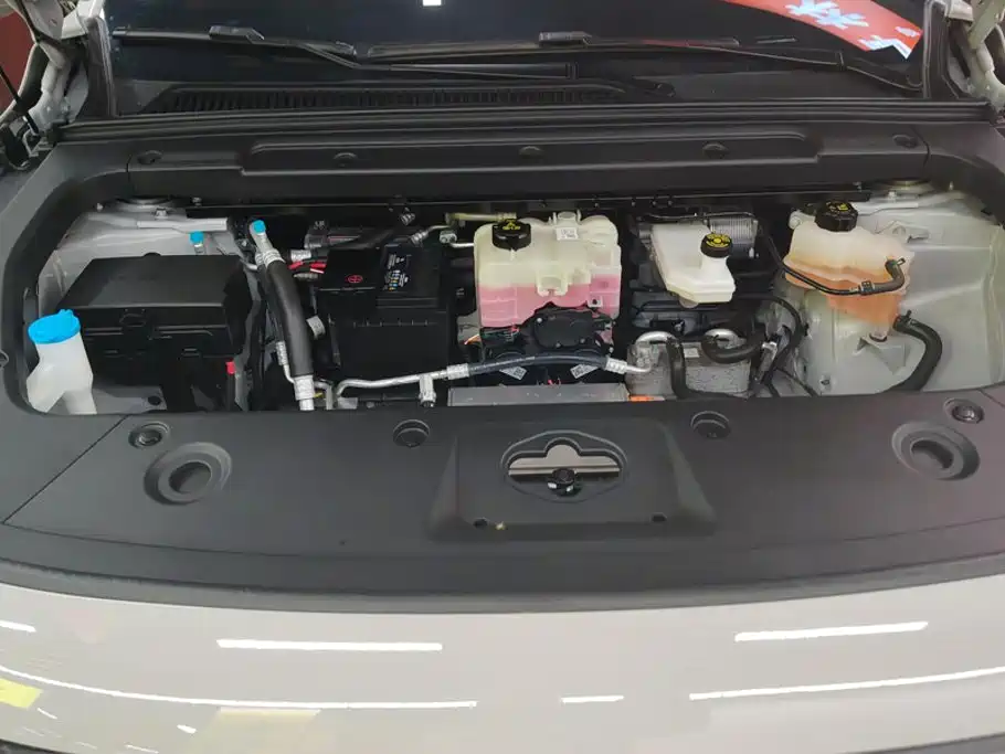 Leapmotor Leapmotor C10 — миниатюра 10
