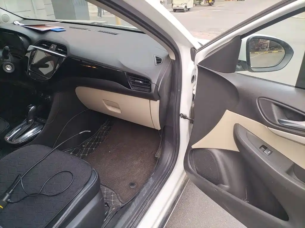 Buick Excelle — миниатюра 19