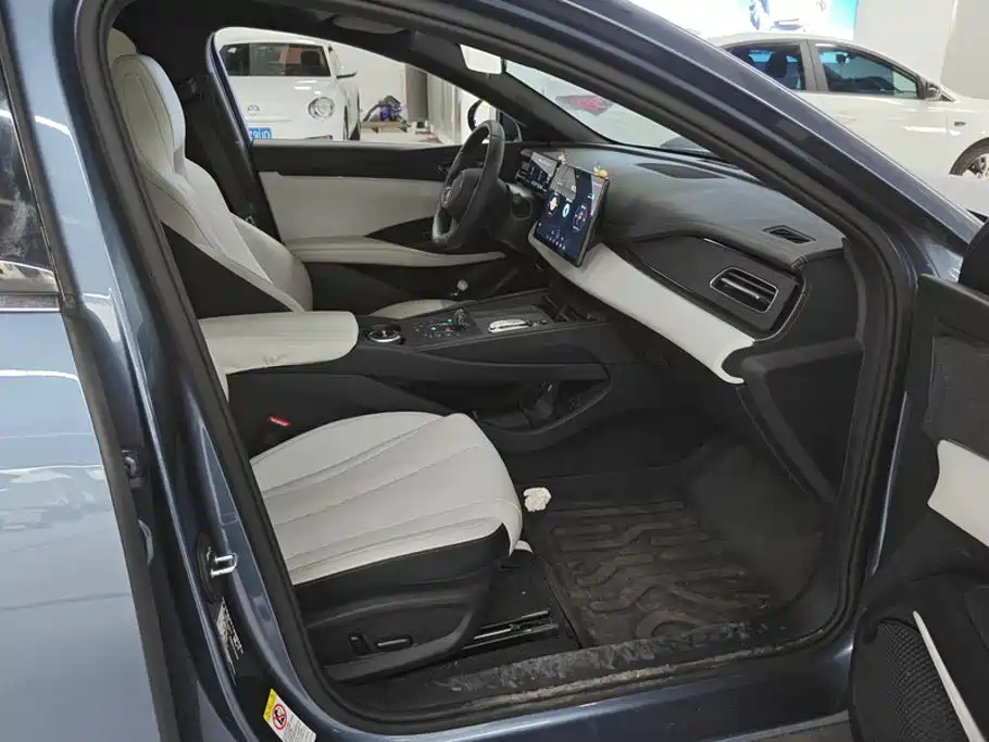 BYD Seal 06 — миниатюра 8