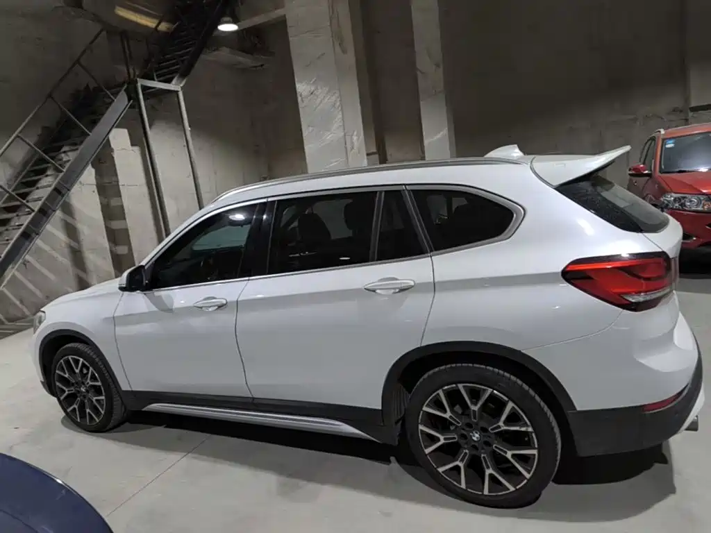 BMW X1 — миниатюра 5