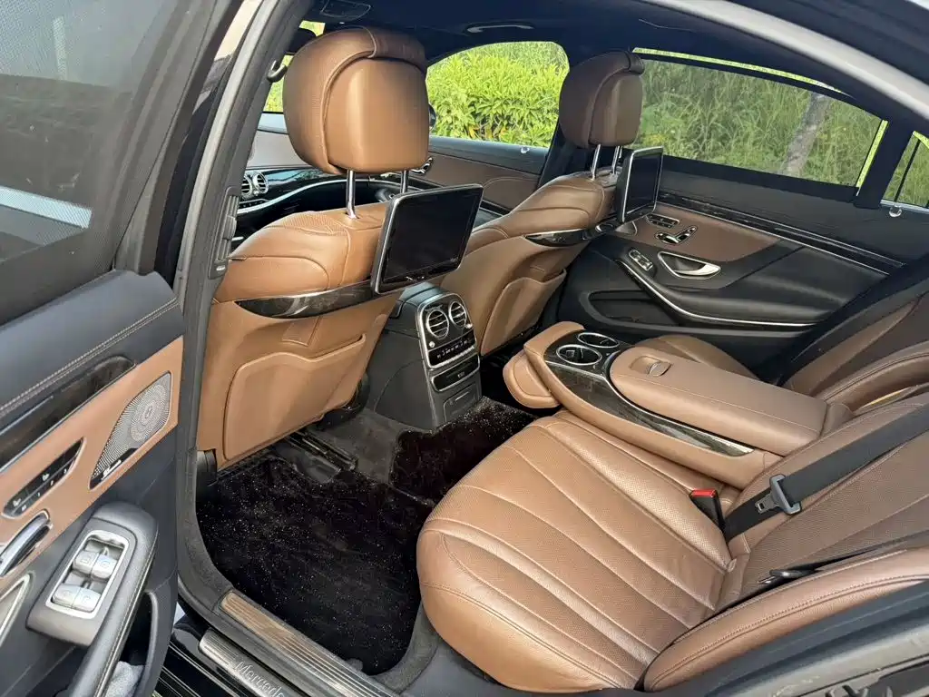 Mercedes-Benz S-Class — миниатюра 6