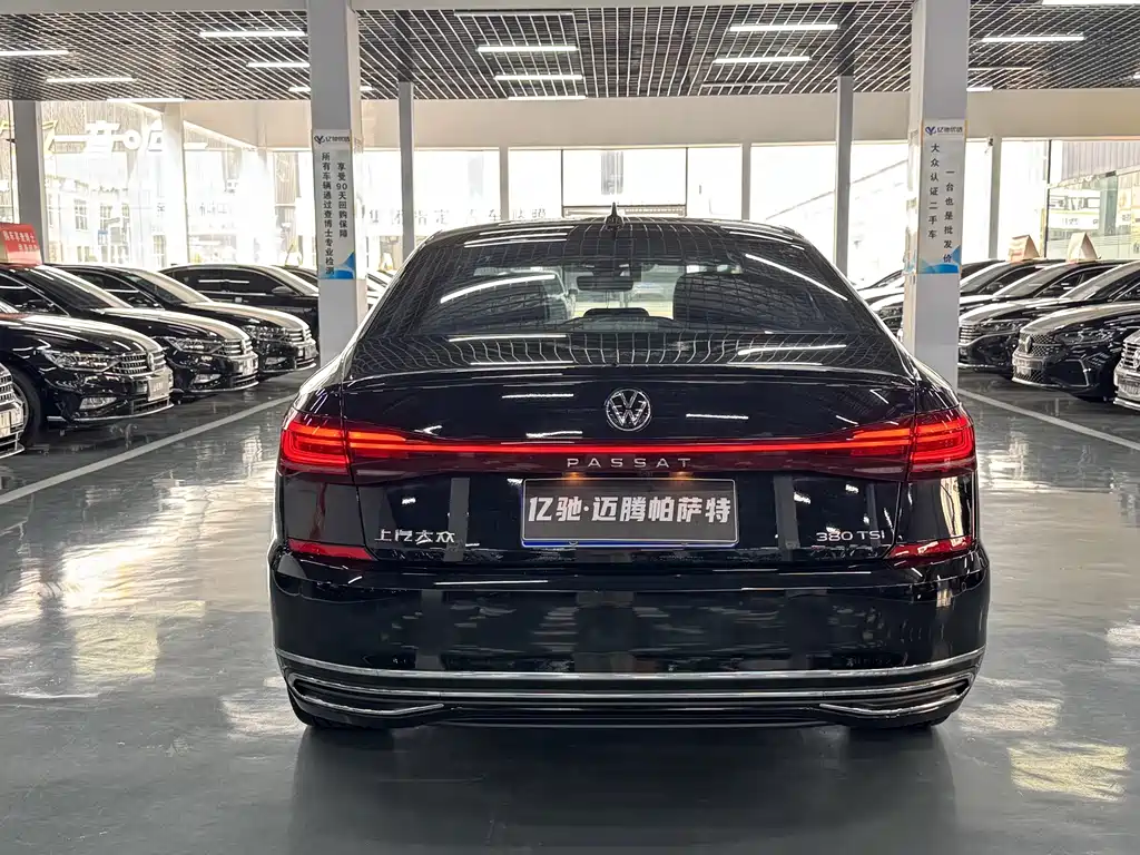 Volkswagen Passat — миниатюра 8