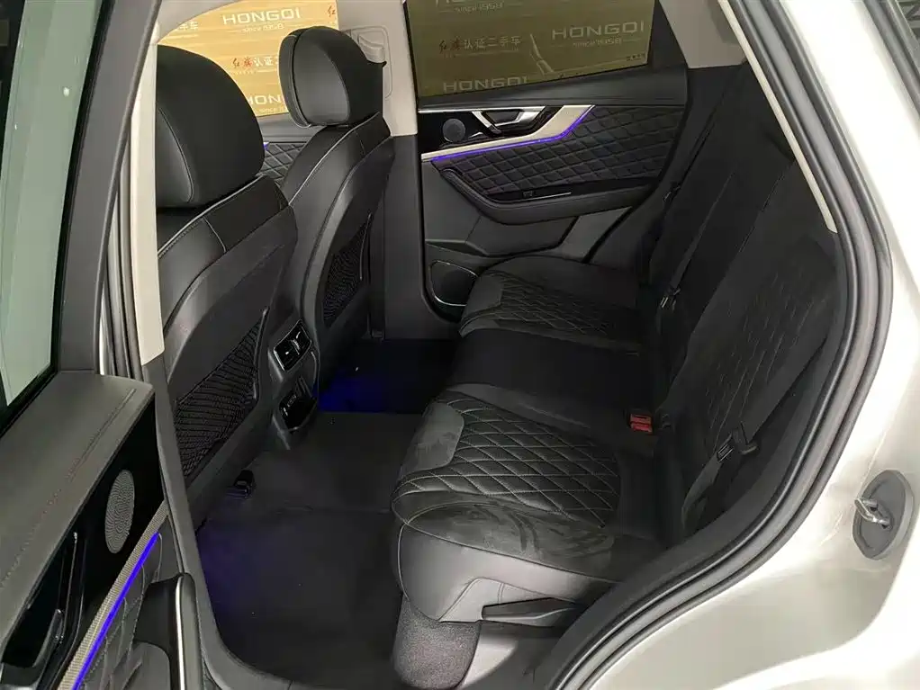 Hongqi HS5 2019 2.0T