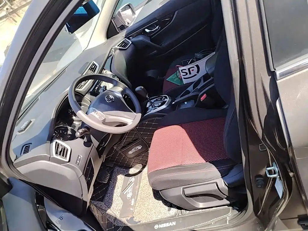 Nissan Qashqai — миниатюра 15