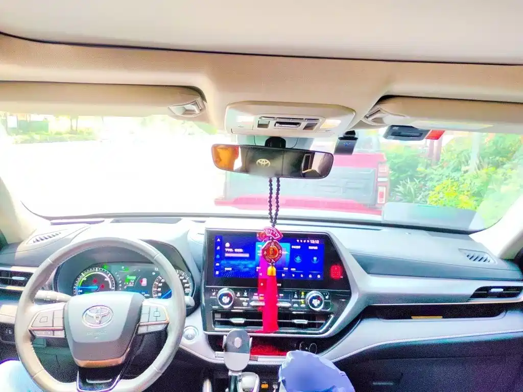 Toyota Highlander — миниатюра 13