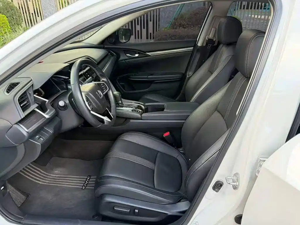 Honda Civic — миниатюра 17