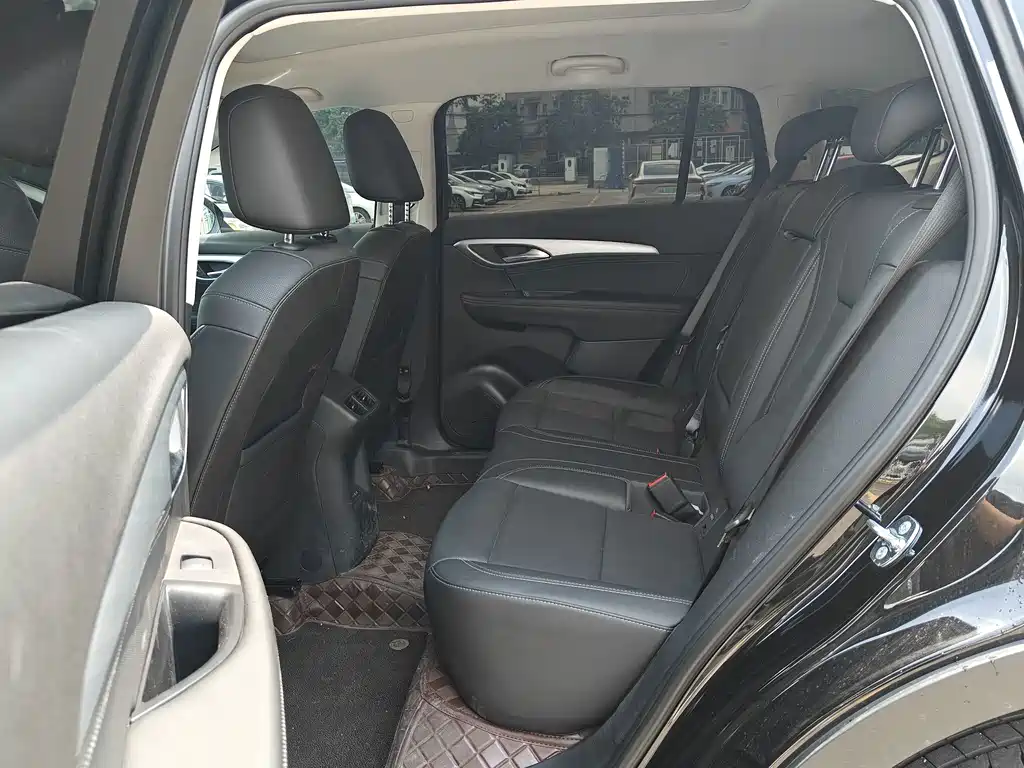 Buick Envision Plus — миниатюра 13