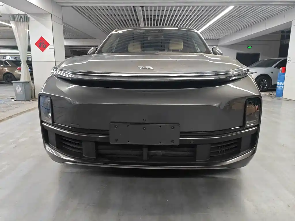 Li Auto Li L8 — миниатюра 2