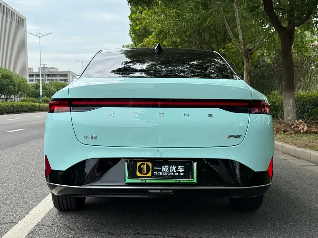 XPeng P5 — миниатюра 3