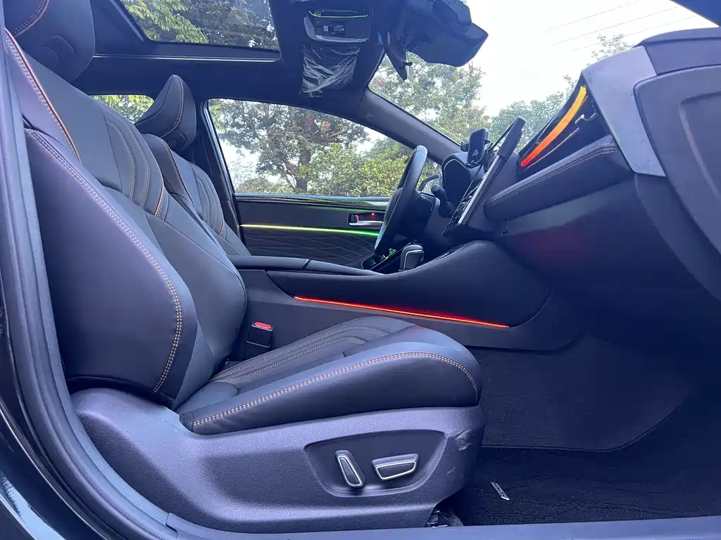 Toyota Avalon 2024 2.0L Luxury