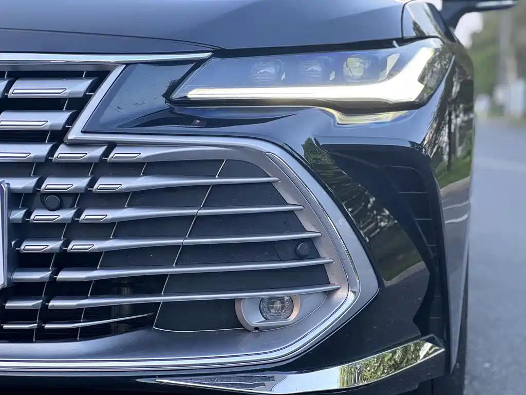 Toyota Avalon 2024 2.0L Luxury