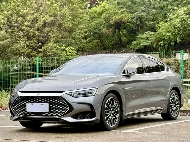 2022 BYD Han