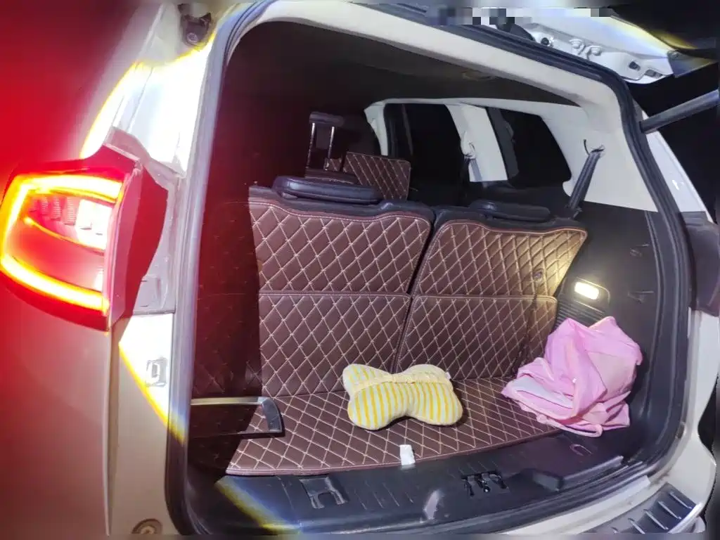 Ford Edge — миниатюра 15