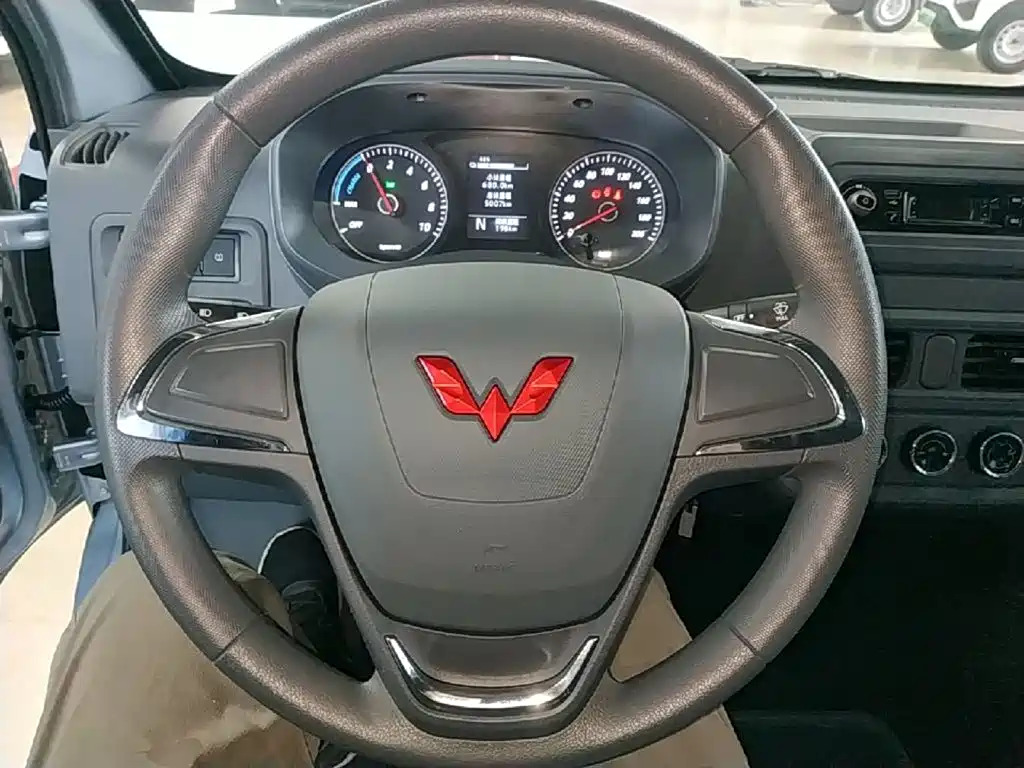 Wuling Yangguang — миниатюра 11
