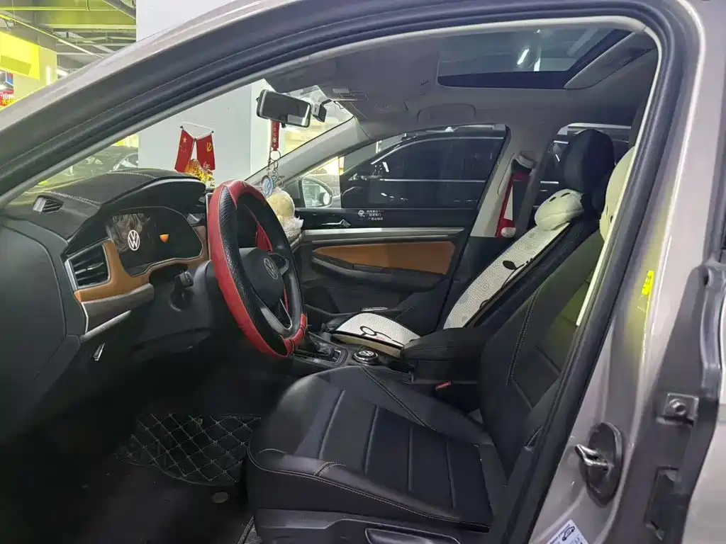 Volkswagen Bora — миниатюра 3