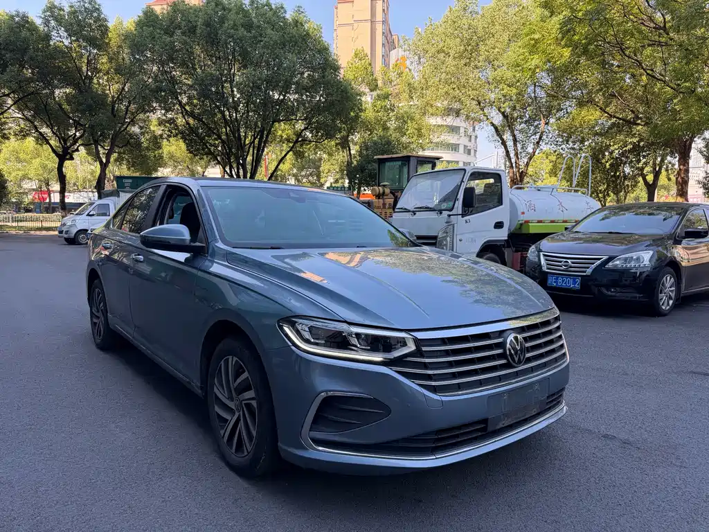 Volkswagen Lavida — миниатюра 3