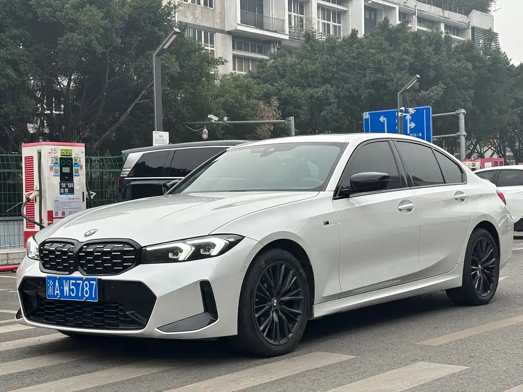 BMW 3 Series 2024