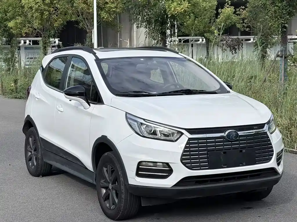 BYD Yuan EV — миниатюра 3