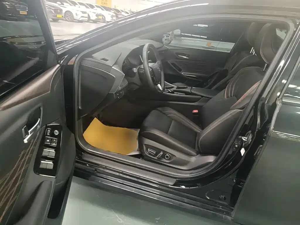 Toyota Avalon — миниатюра 15