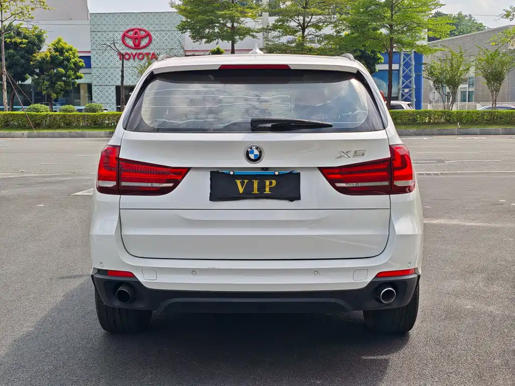 BMW X5 (Import) — миниатюра 14