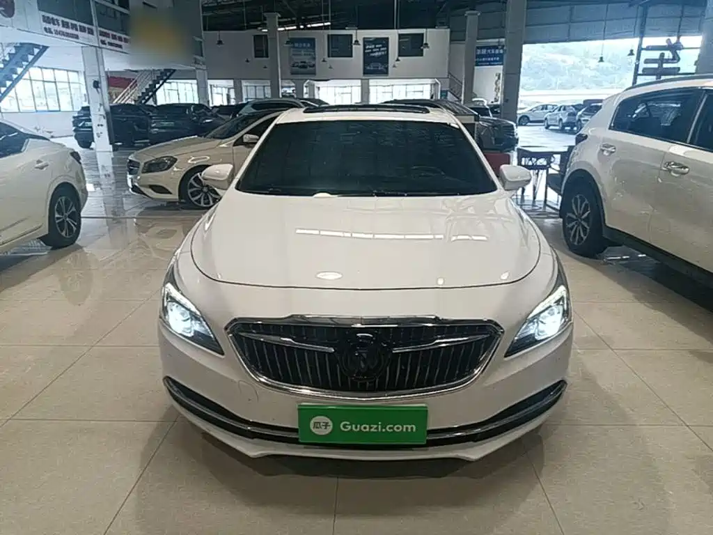 Buick LaCrosse — миниатюра 3