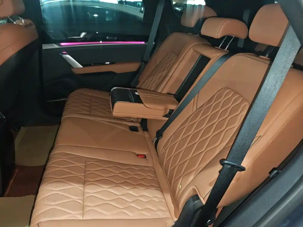 BYD Tang New Energy — миниатюра 17