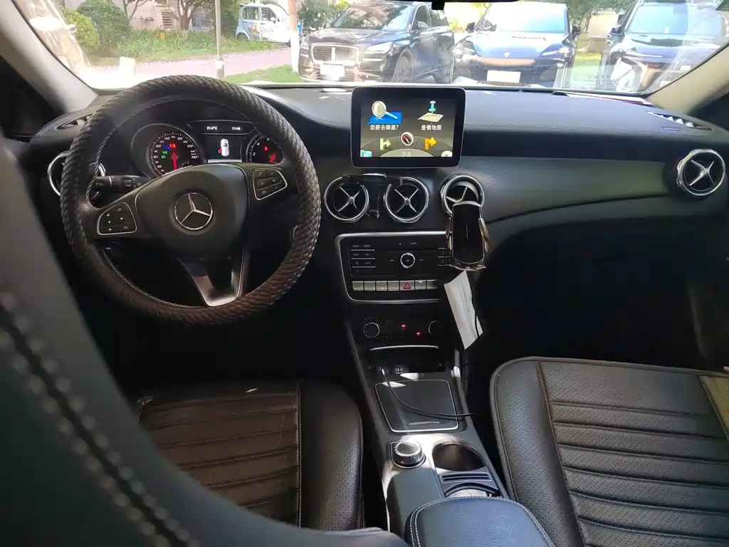 Mercedes-Benz GLA — миниатюра 5