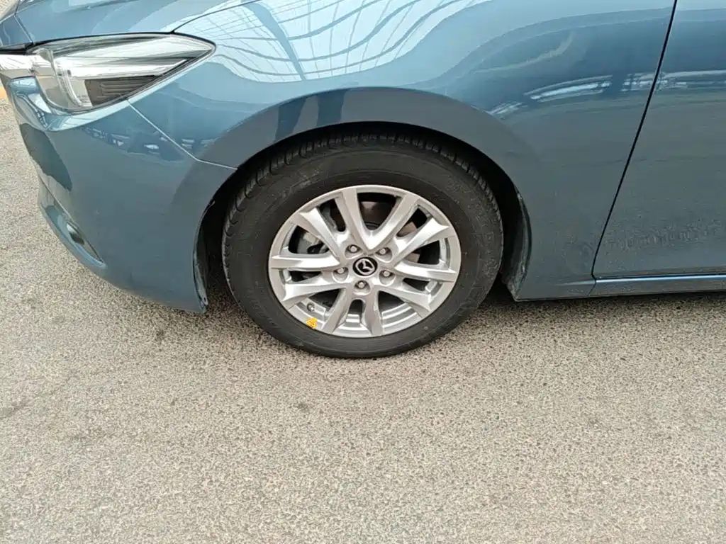 Mazda 3 Axela — миниатюра 23