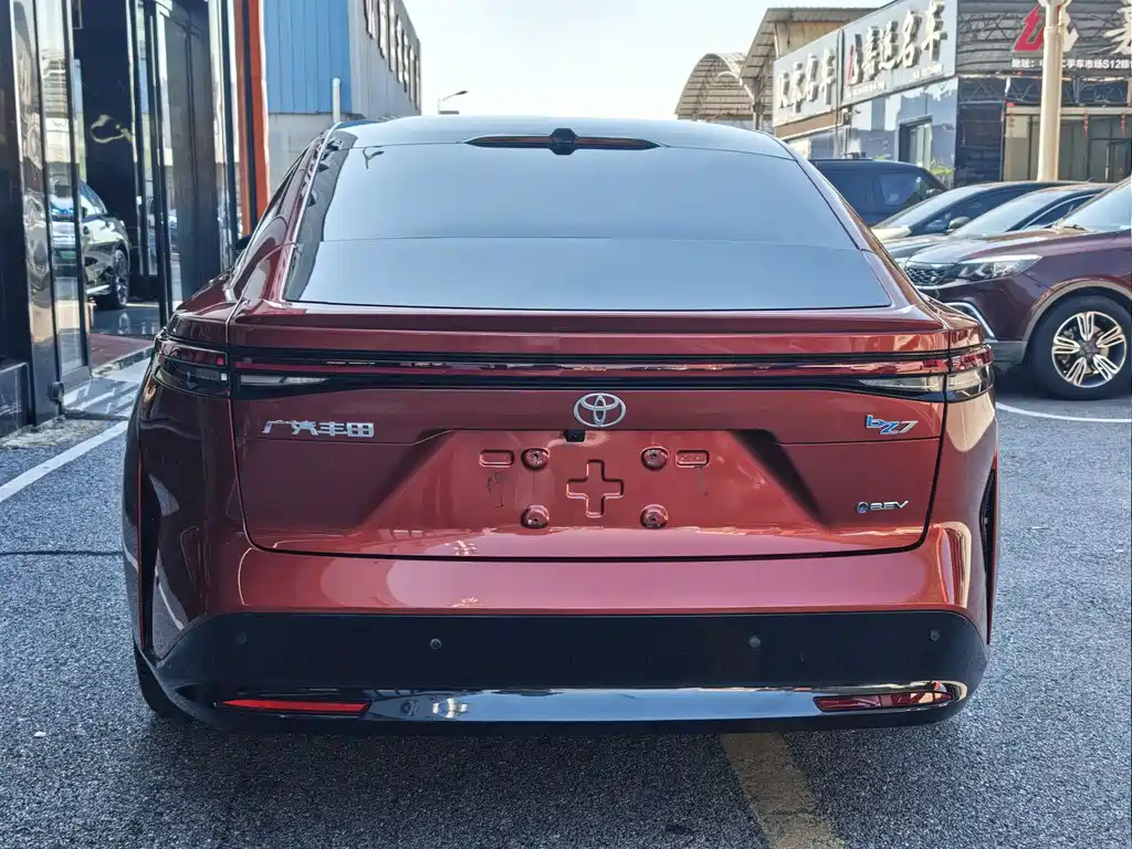Toyota bZ7 — миниатюра 13