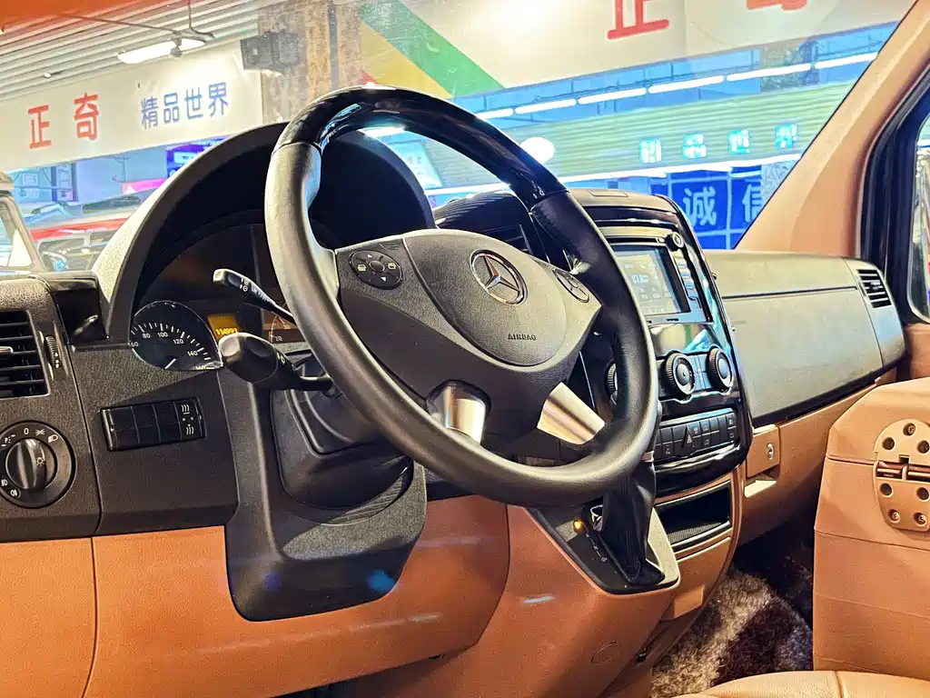 Mercedes-Benz Sprinter — миниатюра 7