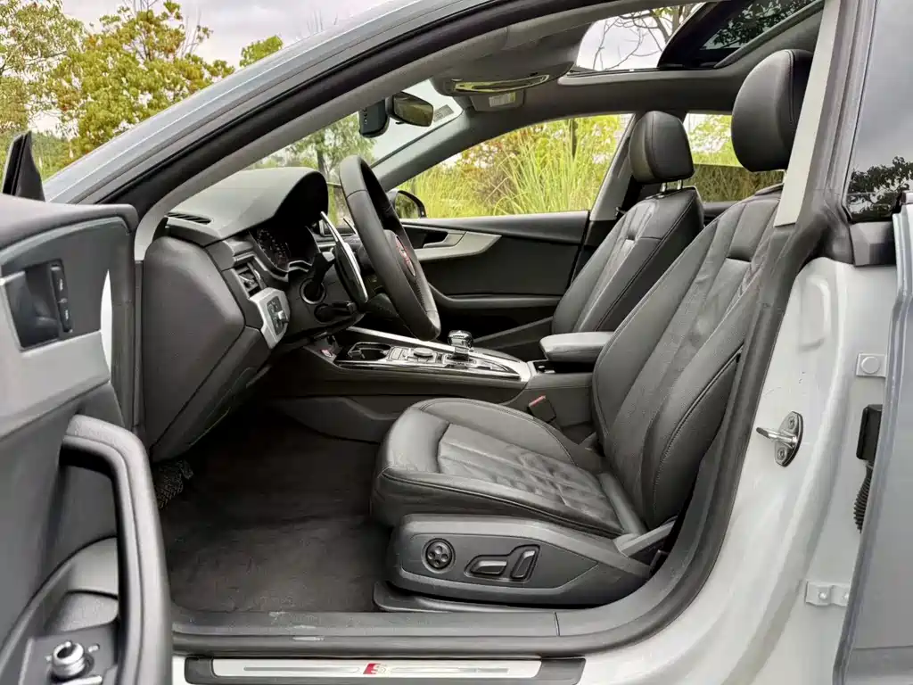 Audi A5 (Import) — миниатюра 5