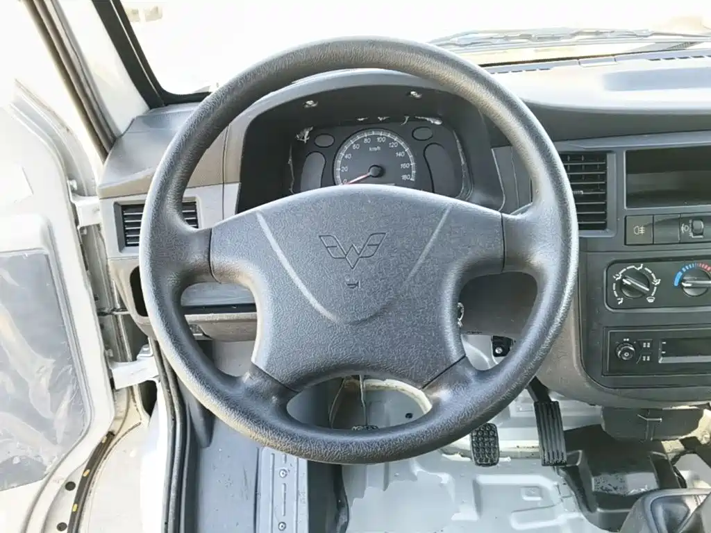 Wuling Zhiguang — миниатюра 7