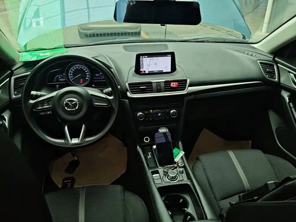 Mazda 3 Axela — миниатюра 10
