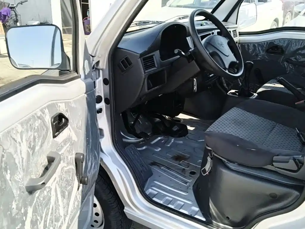 Wuling Zhiguang — миниатюра 12