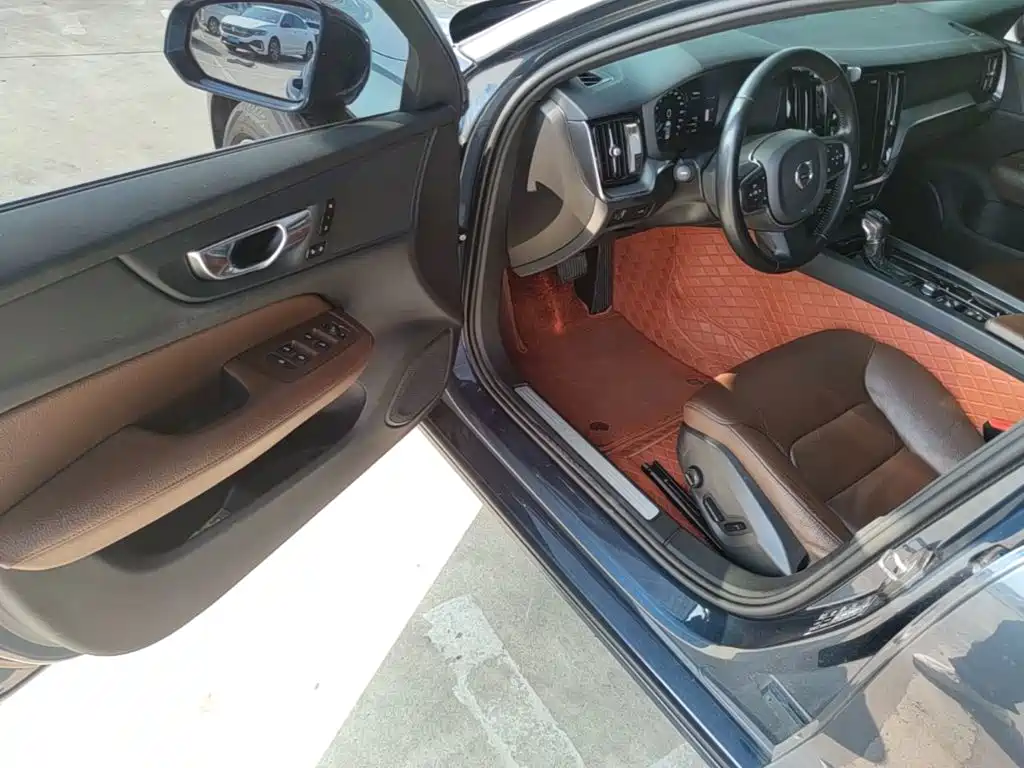 Volvo S60 — миниатюра 16