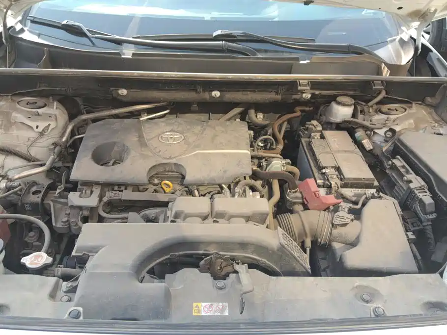 Toyota RAV4 — миниатюра 10