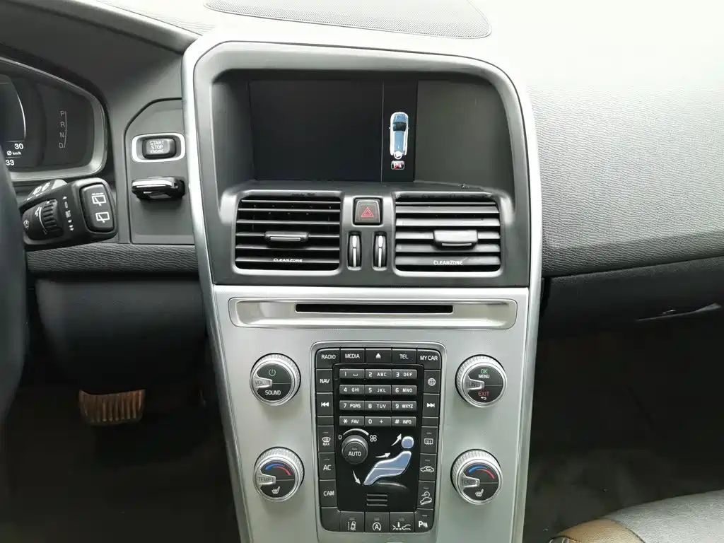 Volvo XC60 — миниатюра 12