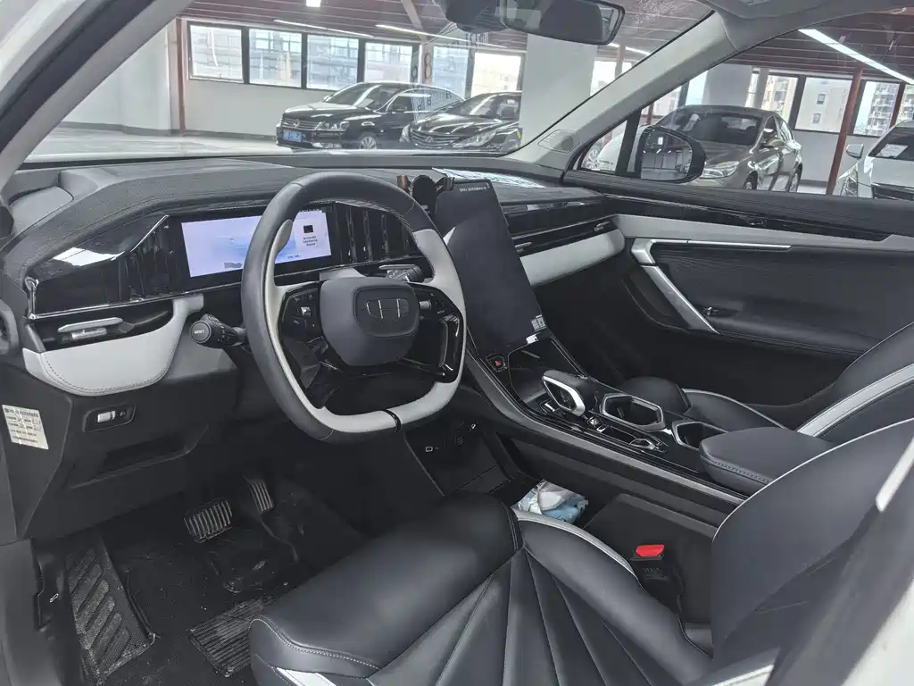Geely Boyue L — миниатюра 6