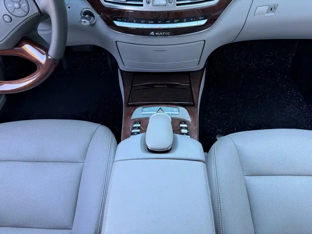 Mercedes-Benz S-Class — миниатюра 7