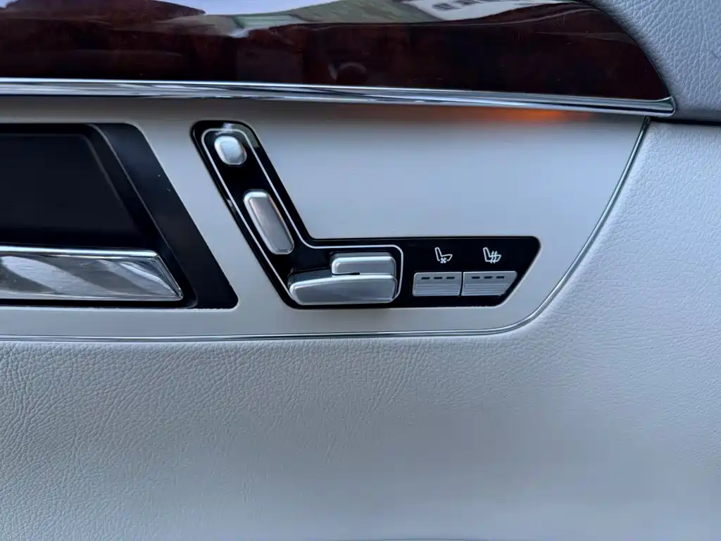 Mercedes-Benz S-Class — миниатюра 9
