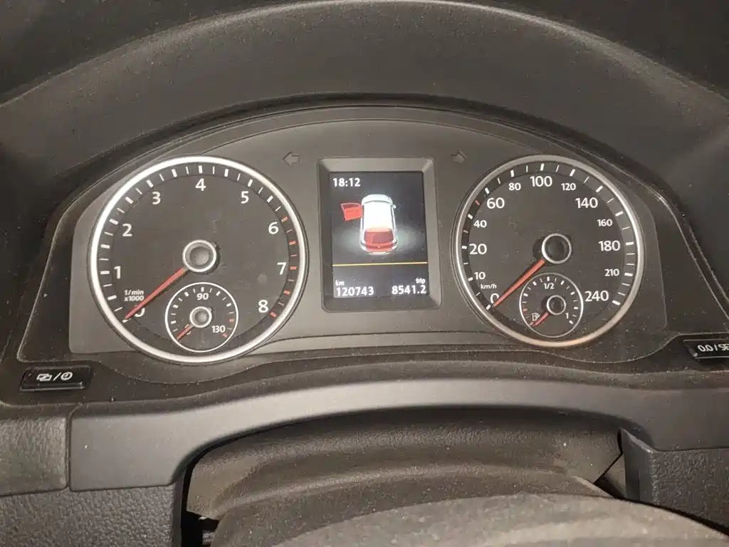 Volkswagen Tiguan — миниатюра 7